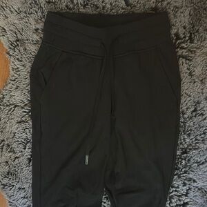 Lululemon size 0 align joggers !!